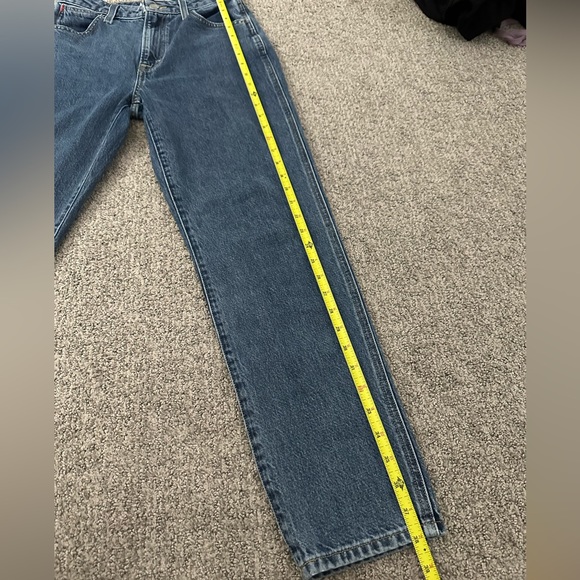 Aritzia Sunday Best - Zola Mom Denim Jean - Size 2 - Picture 12 of 12